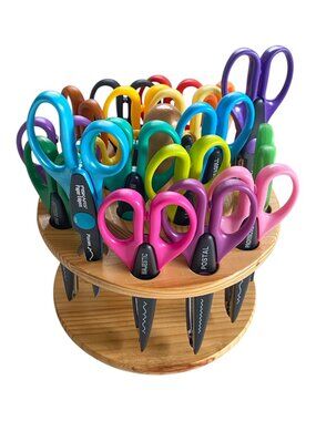 Fiskars Decorative Edge Scissors Set Of 18 With Rotating Wood Carousel ECU
